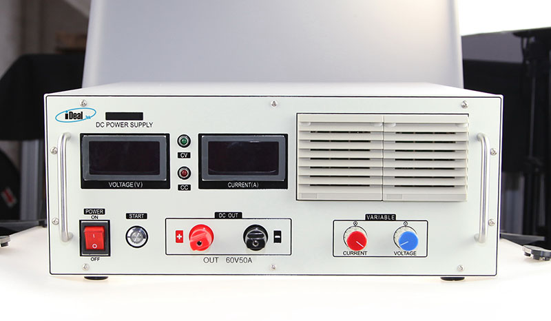 Vue arri&egrave;re des alimentations CC 6KW